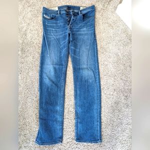 Diesel 33/32 buster straight tapered jeans